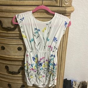 Girl dress with pockets